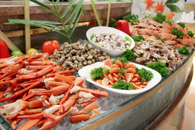 Cái kết đắng của hai người phụ nữ đi ăn buffet nhưng lén trộm 67 triệu đồng vì &quot;vé vào cửa đắt&quot;: Tham lợi trước mắt thì chẳng thành công - Ảnh 2.