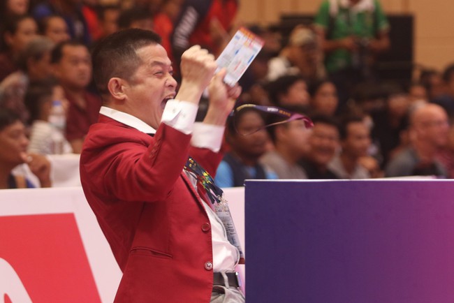 Đối thủ dùng chiêu thức 'dị', võ sĩ Việt hóa giải thần sầu để giành HCV SEA Games - Ảnh 6.