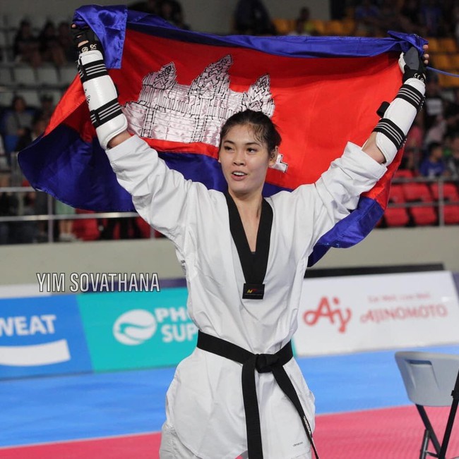 Sorn Seavmey (sinh năm 1995) là võ sĩ Taekwondo tài năng của Campuchia