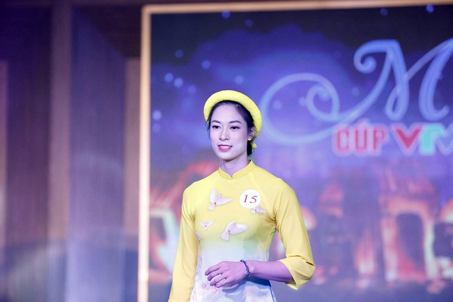Đinh Thị Trà Giang, hot girl cá tính của bóng chuyền nữ Việt Nam ở SEA Games 32 - Ảnh 9.