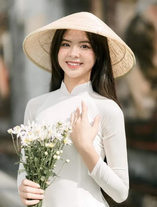 Báo Thái Lan ngỡ ngàng trước nhan sắc thiên thần của hoa khôi bóng chuyền thi Hoa hậu thế giới Việt Nam - Ảnh 5.