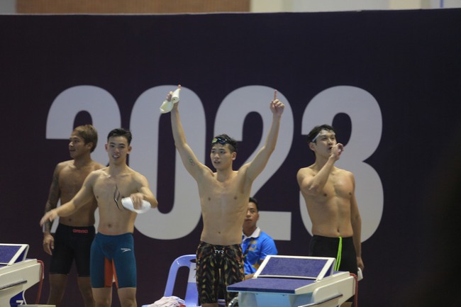 Tuyển bơi Việt Nam 'hái' vàng SEA Games, hot boy Kim Sơn tiết lộ ý nghĩa hình xăm Olympic trên bắp tay - Ảnh 4.