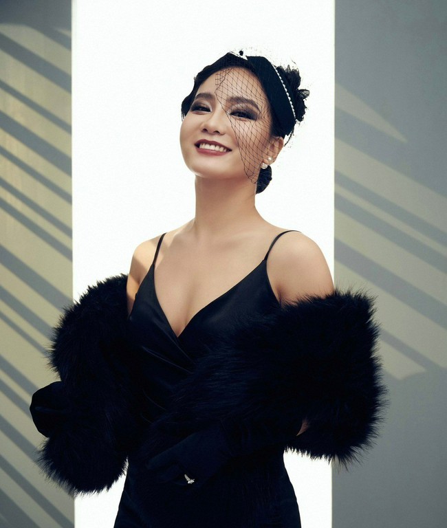 Nữ ca sỹ opera trẻ làm liveshow 'chào sân' thị trường nhạc Việt - Ảnh 2.
