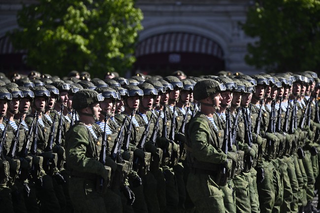 LB Nga duyệt binh trọng thể kỷ niệm 78 năm Chiến thắng trong Chiến tranh Vệ quốc vĩ đại - Ảnh 9.