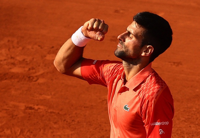 Tin nóng bóng đá sáng 10/6: Tỷ phú Qatar gửi lời đề nghị cuối cùng cho MU, Djokovic vào chung kết Roland Garros - Ảnh 5.