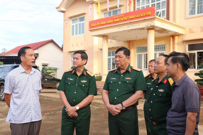  Vụ dùng súng tấn công tại Đắk Lắk: Đoàn công tác Bộ Quốc phòng kiểm tra hiện trường vụ việc - Ảnh 1.