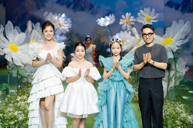 Thu Quỳnh, Thanh Hương, Hương Đinh hội tụ tại Vietnam Kids Fashion Week 2023 - Ảnh 3.