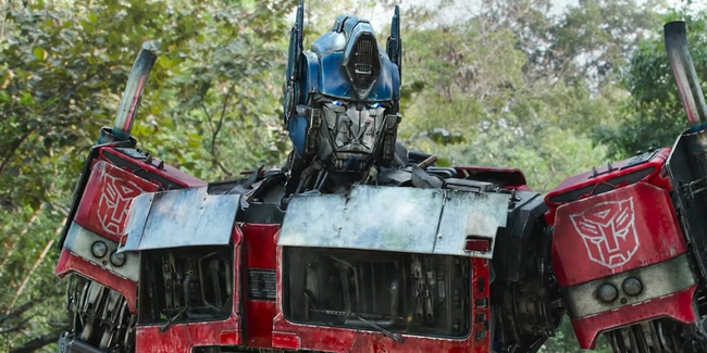 'Transformers: Rise of the Beasts': Phim bom tấn khiến phòng vé toàn cầu chao đảo - Ảnh 1.