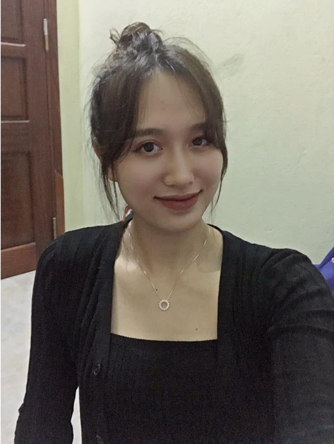 Tan chảy trước chủ công tài năng 19 tuổi, ‘ngọc nữ’ 10X mới nhất của bóng chuyền Việt Nam - Ảnh 8.