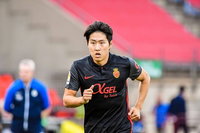 PSG sắp chính thức chiêu mộ thành công Lee Kang In