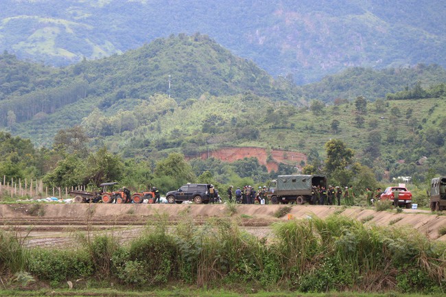 Vụ tấn công tại Đắk Lắk: Quyết liệt các biện pháp đấu tranh, truy bắt bằng được các đối tượng - Ảnh 1.
