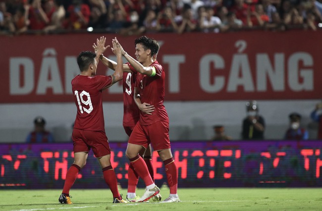 Bóng đá Việt Nam ngày 17/6: Trọng tài Malaysia cầm còi trận tuyển Việt Nam vs Syria - Ảnh 2.