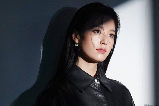 Han Hyo Joo: 'Bảo vật màn ảnh' dính loạt thị phi khiến danh tiếng tụt dốc - Ảnh 16.