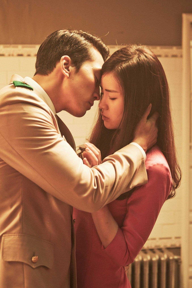 Lim Ji Yeon: ‘Nữ hoàng cảnh nóng’ toả sáng với vai ác nữ ‘The Glory’ - Ảnh 2.