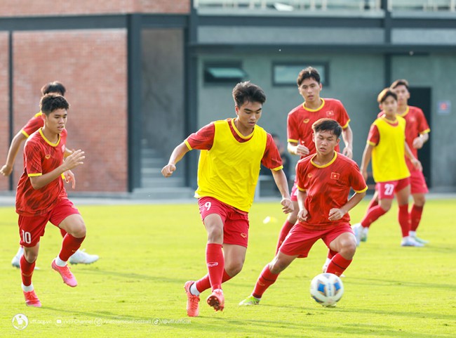 Soi kèo bóng đá hôm nay 23/6: U17 Việt Nam vs U17 Uzbekistan - Ảnh 5.