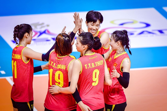 Xác định đối thủ của ĐT bóng chuyền nữ Việt Nam ở bán kết AVC Challenge Cup, cửa chung kết rộng mở - Ảnh 2.