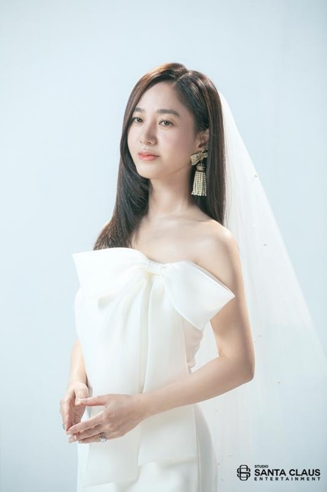 'Tình đầu quốc dân' Park Joo Mi tái xuất sau nhiều năm tụt dốc vì đi lấy chồng - Ảnh 4.