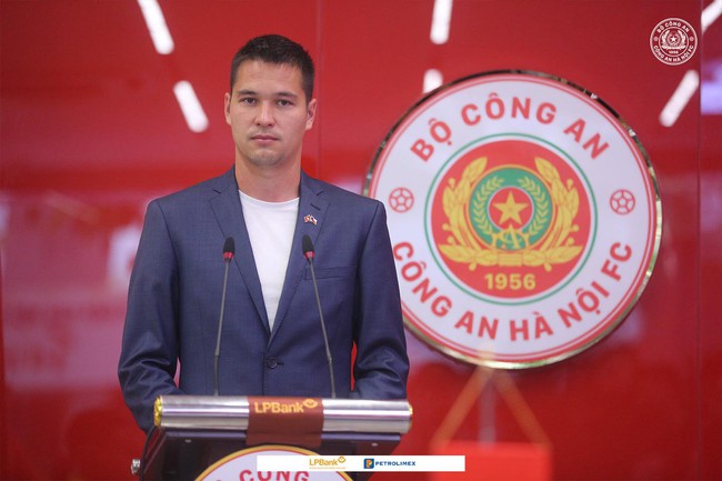 Chuyển động bóng đá Việt ngày 1/7: Hà Nội FC sắm tiền đạo khủng, Thanh Hóa mượn chân sút đội hạng Nhất - Ảnh 4.