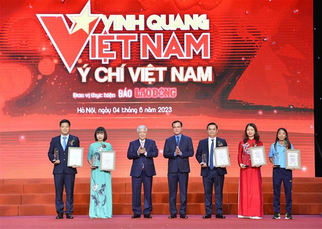 Vinh quang Việt Nam lần thứ 18: Tôn vinh những hạt nhân tiêu biểu trong phong trào thi đua yêu nước - Ảnh 2.