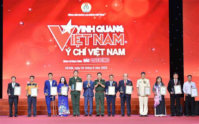 Vinh quang Việt Nam lần thứ 18: Tôn vinh những hạt nhân tiêu biểu trong phong trào thi đua yêu nước - Ảnh 3.