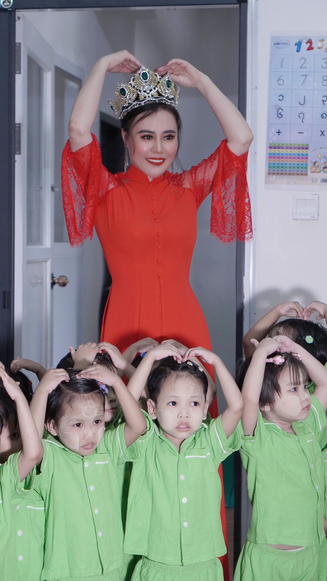 Hoa hậu Phan Kim Oanh trở lại Myanmar sau 7 tháng đăng quang - Ảnh 6.