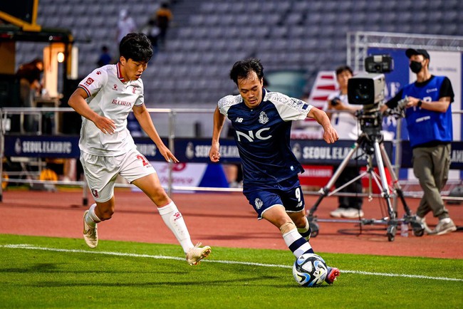 Bóng đá Việt Nam ngày 23/6: Quang Hải ra mắt Công an Hà Nội, U17 Việt Nam vs U17 Uzbekistan (19h00) - Ảnh 3.