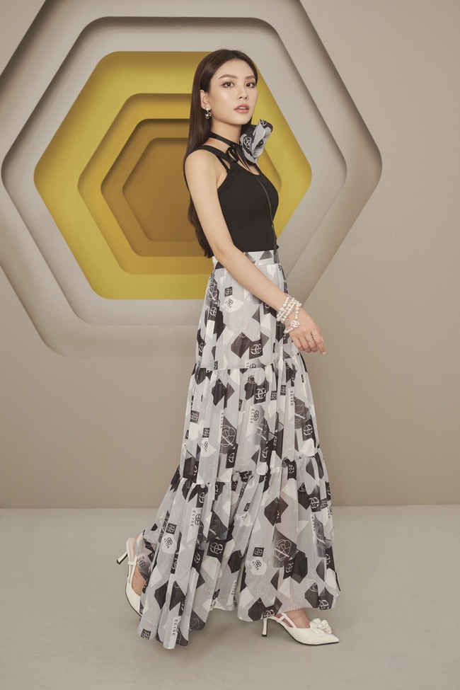 Hoa hậu Mai Phương cuốn hút trong mọi khung hình trong BST Iconic - Ảnh 9.