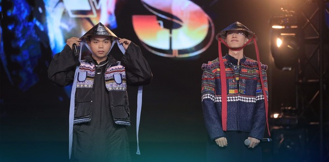 Rap Việt mùa 3 tập 8: Ghép đôi đỉnh, team B Ray trở thành ‘thợ săn nón vàng’ - Ảnh 2.