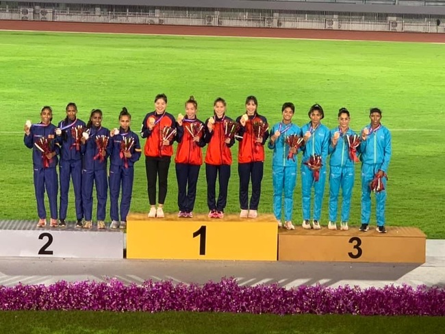 Nhan sắc 'không phải dạng vừa' của 4 cô gái vàng giành chức vô địch điền kinh châu Á - Ảnh 2.