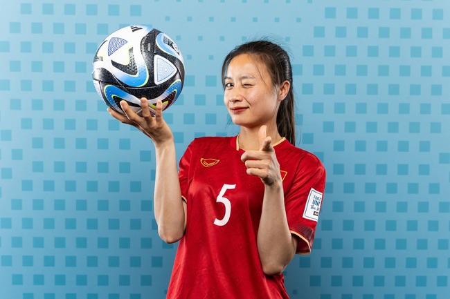 ĐT nữ Việt Nam siêu đáng yêu quảng bá World Cup: Thanh Nhã - Hoàng Thị Loan xinh không góc chết - Ảnh 3.