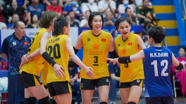 Thanh Thúy góp mặt trong hầu hết các giải đấu tuyển bóng chuyền nữ Việt Nam tham dự và đều để lại dấu ấn lớn