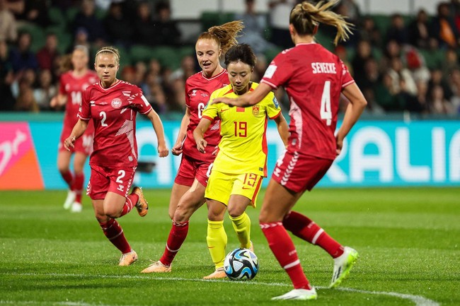 Thua đau phút cuối, ĐT Trung Quốc đối mặt nguy cơ bị loại ở World Cup, CĐV chỉ trích vì dùng sai thủ môn - Ảnh 3.
