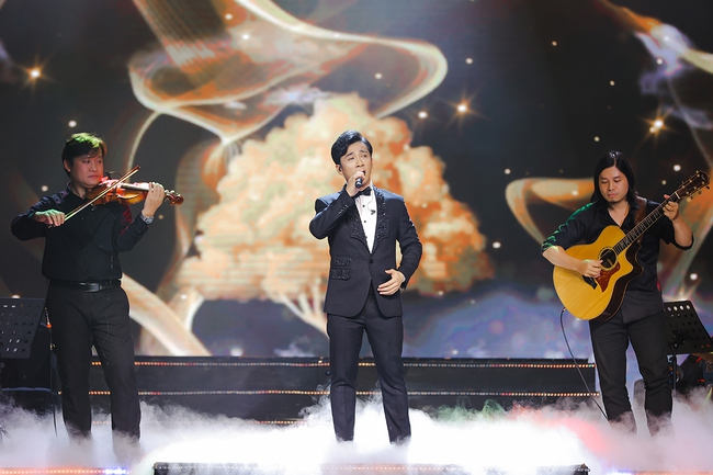 Ca sĩ Quang Hào tái hiện những dấu ấn đáng nhớ trên 'Con đường âm nhạc' - Ảnh 6.