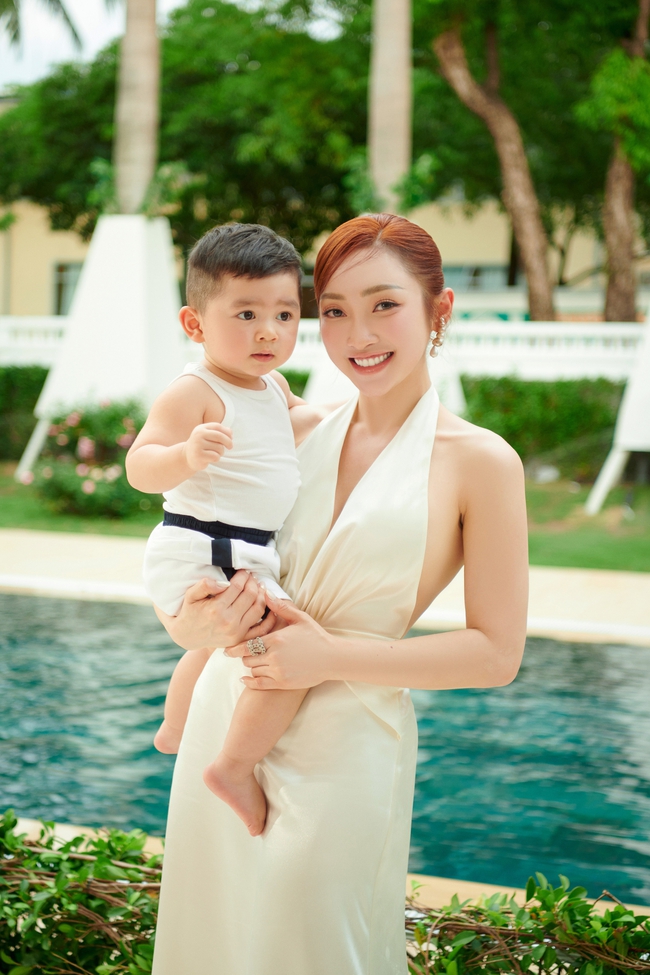 CEO Lý Thùy Chang tuổi U40: Hạnh phúc viên mãn khi cưới Chi Bảo, nhan sắc ngày càng rực rỡ - Ảnh 3.