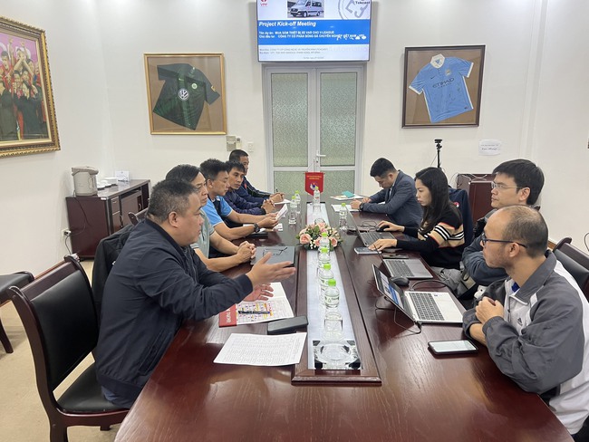 Phó Chủ tịch HĐQT - TGĐ Công ty VPF Nguyễn Minh Ngọc: “VAR khẳng định tầm vóc của V-League và bóng đá Việt Nam” - Ảnh 1.