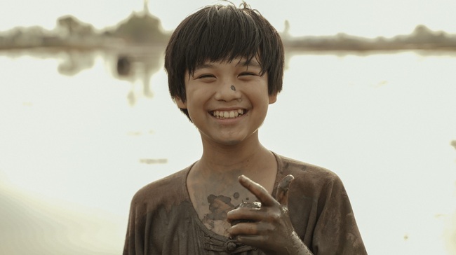 Phim điện ảnh 'Đất Rừng Phương Nam' hé lộ cảnh nhảy cầu đầy mạo hiểm của 'bé an' Hạo Khang - Ảnh 14.