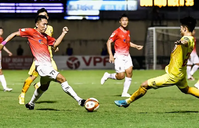 Vòng 3 giai đoạn 2 Night Wolf V-League 2023: Thanh Hoá, Viettel gây áp lực cho Công An Hà Nội và Hà Nội FC - Ảnh 1.