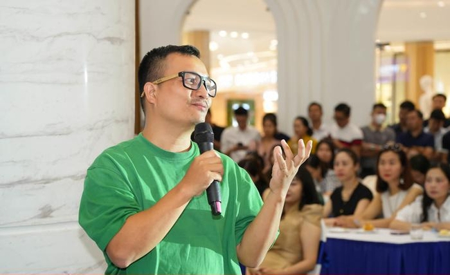 Nhạc sĩ Lưu Quang Minh làm giám đốc âm nhạc show nghệ thuật trình diễn trên sông hoành tráng - Ảnh 1.
