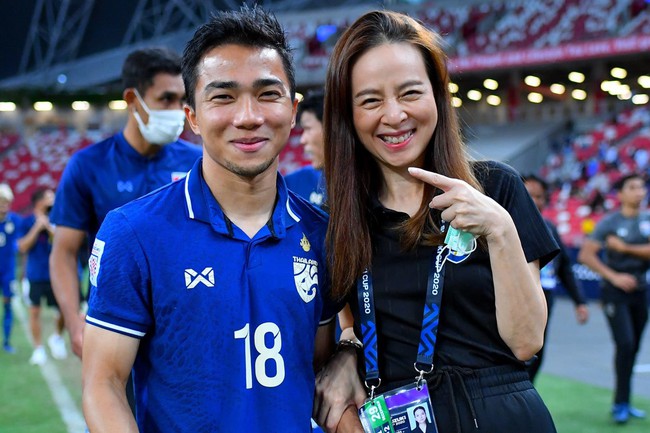 'Nữ tướng' Madam Pang ra lệnh cho ĐT Thái Lan vào VCK World Cup 2026 dù kết quả bốc thăm cực khó - Ảnh 2.