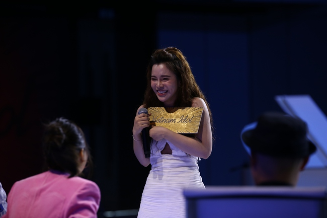 Vietnam Idol 2023 tập 4: Mỹ Tâm ‘không kiềm chế’, một thí sinh bị yêu cầu ‘ngừng hát’ - Ảnh 3.