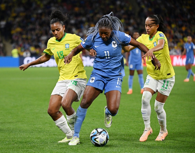 ĐT nữ Pháp rượt đuổi ngoạn mục trước 'đại kình địch' Brazil ở vòng bảng World Cup nữ - Ảnh 2.