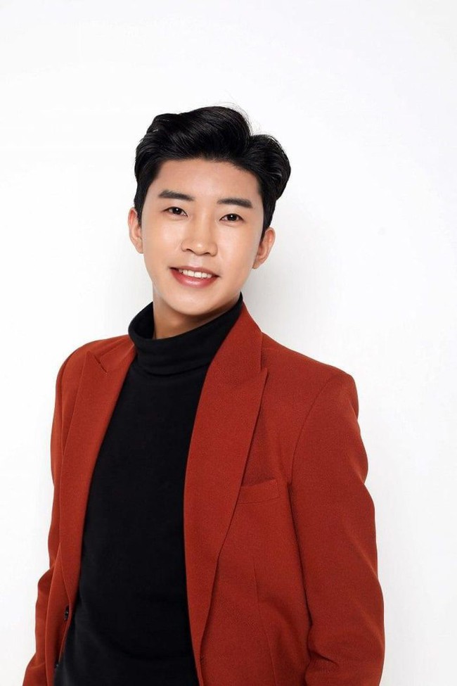 'Bộ đội' Lim Young Woong thành ca sĩ nổi tiếng Hàn Quốc - Ảnh 1.