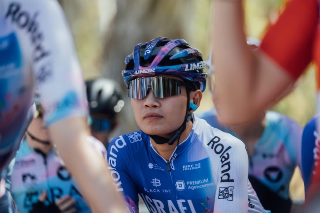 Nguyễn Thị Thật thi đấu cực kiên cường, bám trụ ở giải đua xe đạp danh tiếng hàng đầu châu Âu - Ảnh 3.