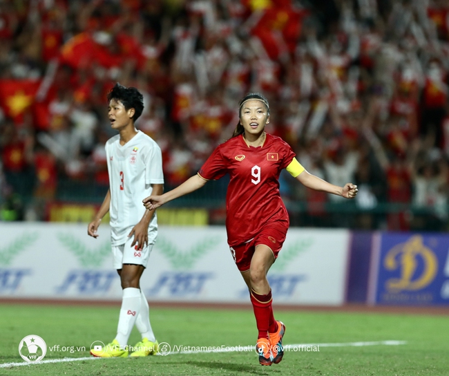 Huỳnh Như và Thanh Nhã cùng sang châu Âu chơi bóng sau World Cup, mức lương được hé lộ - Ảnh 2.