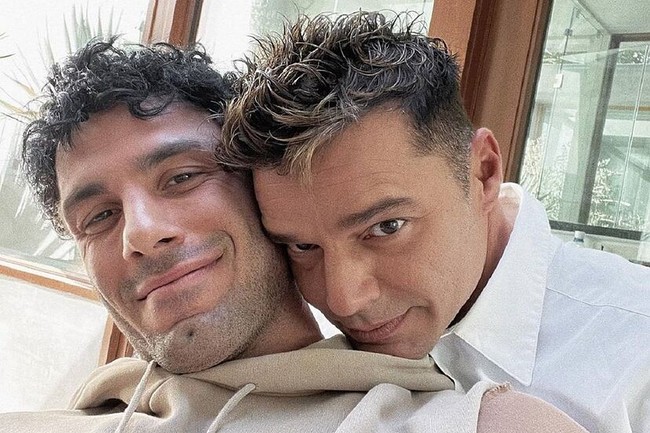 Ricky Martin ly hôn chồng đồng giới  - Những mối tình trước khi 'come-out'  - Ảnh 3.