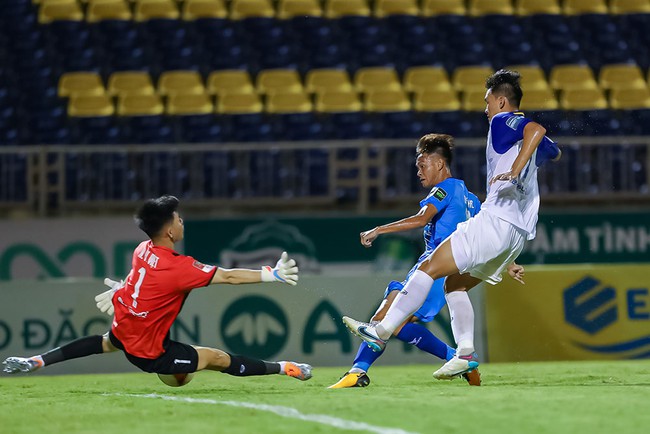 Nhận định, nhận định bóng đá Bình Dương vs Khánh Hòa (17h00, 5/8), vòng 4 giai đoạn 2 V-League - Ảnh 2.