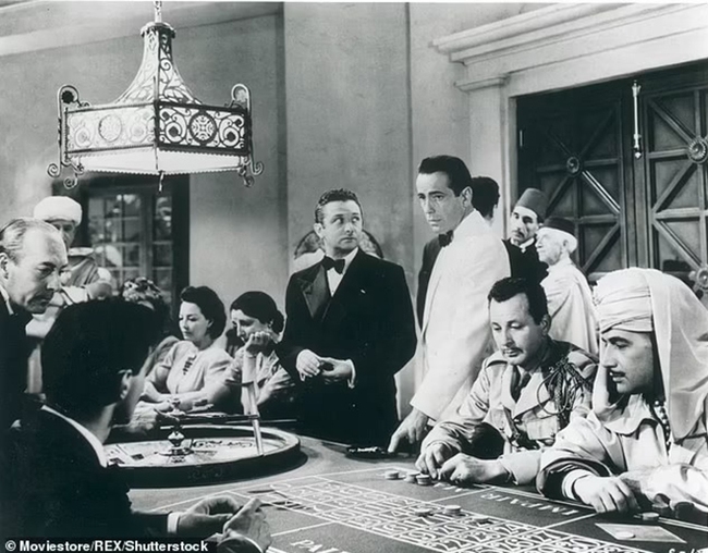 (Bài đăng thứ 7) Những câu chuyện ít biết trong quá trình quay phim kinh điển 'Casablanca' - Ảnh 5.