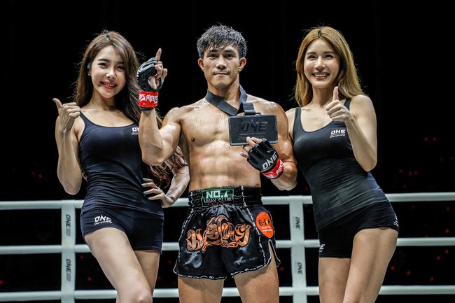 'Độc cô cầu bại' Nguyễn Trần Duy Nhất tái xuất ở giải đấu võ thuật All-Star Fight - Ảnh 2.