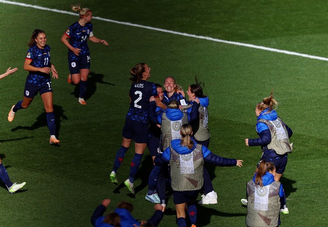 Kép phụ lên tiếng, ĐT nữ Tây Ban Nha biến Hà Lan thành cựu á quân World Cup - Ảnh 4.