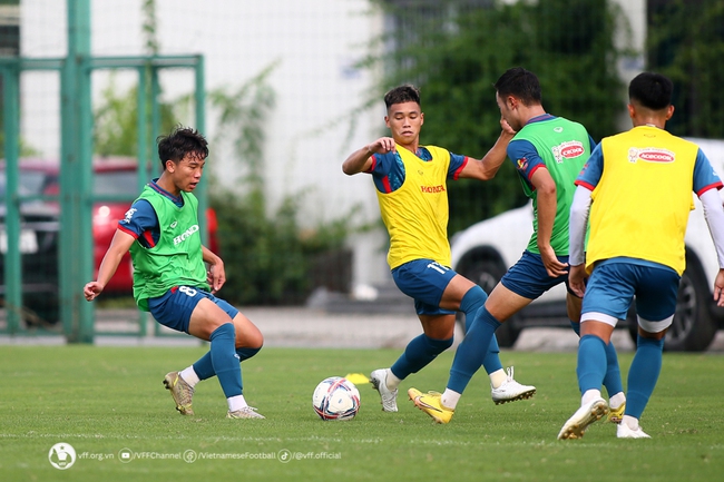 HLV Hoàng Anh Tuấn ra quyết định quan trọng, U23 Việt Nam đi Thái Lan dự giải Đông Nam Á - Ảnh 3.